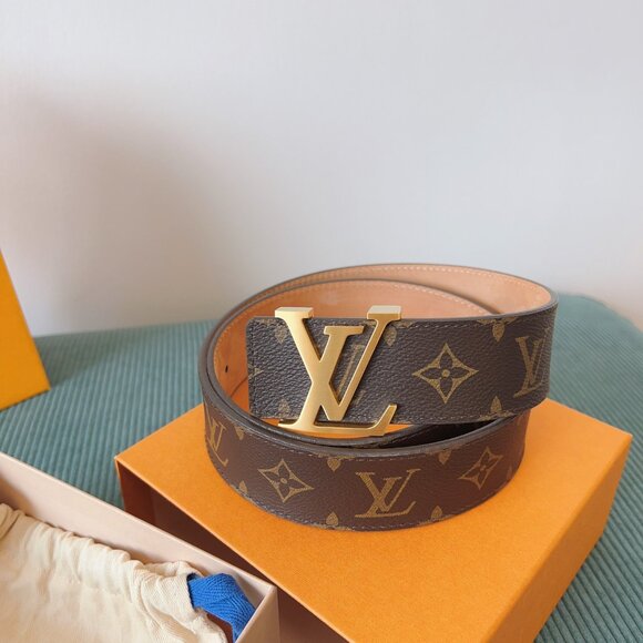 Authentic LV INITIALES Size 85/34 - Picture 4 of 5